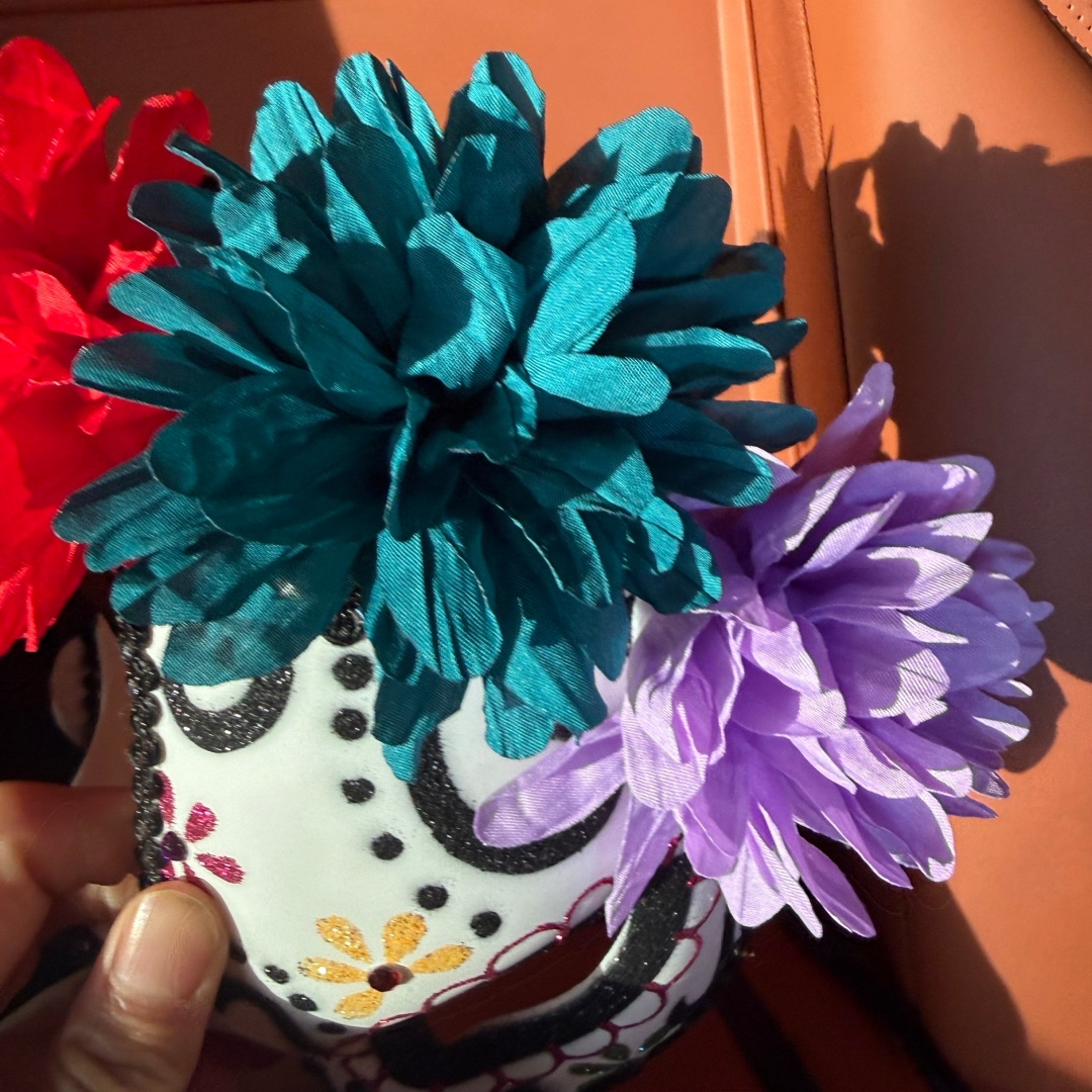 Cosplay Prop Painting - หน้ากากฮาโลวีนลายดอกไม้สีเข้ม หน้ากากหัวกะโหลกสำหรับวันแห่งความตายของเม็กซิโก อุปกรณ์แต่งกายสำหรับงานปาร์ตี้คอสเพลย์ หน้ากากแฟนซี